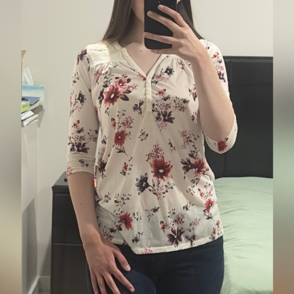 Mama H&M floral blouse